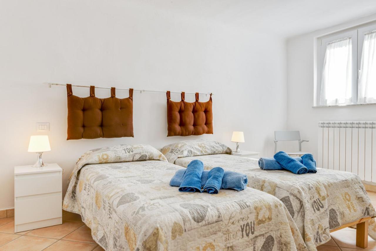La Spezia Migliarina Bedrooms Exterior photo